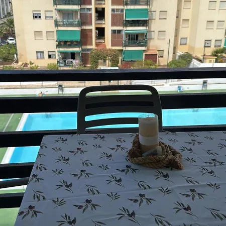 Iki Pearl Cristianos *